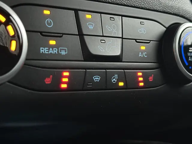 Ford Focus Wagon 1.0 EcoBoost ST Line 2019 Benzine 27