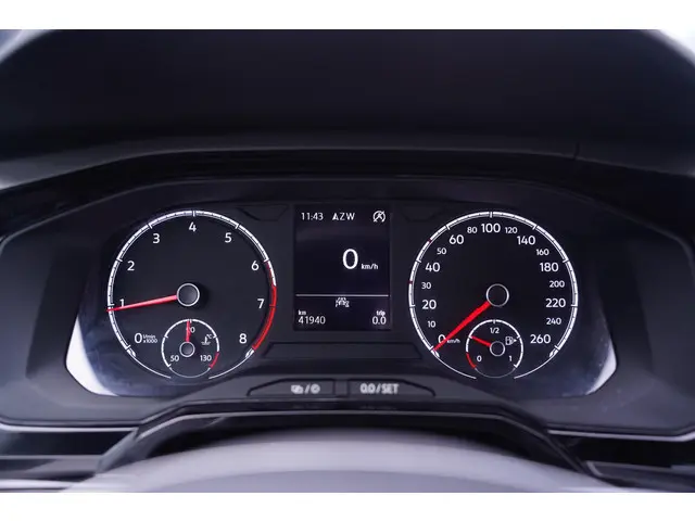 Volkswagen Polo 1.0 TSI Comfortline 2021 Benzine 19