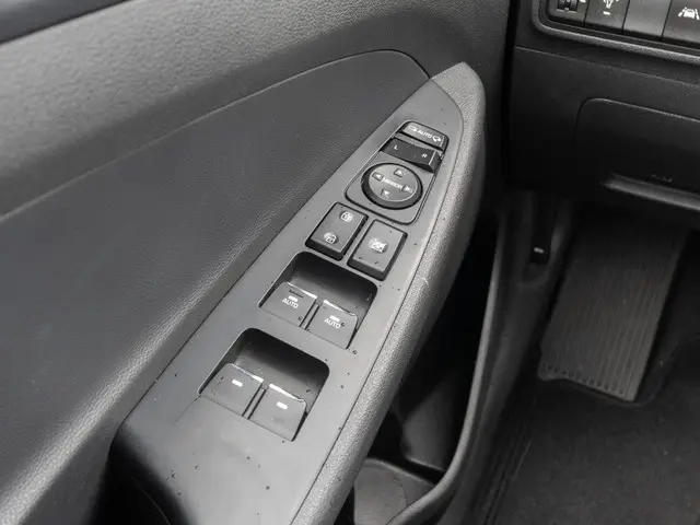 Hyundai Tucson 1.6 GDI Comfort 2020 Benzine 28