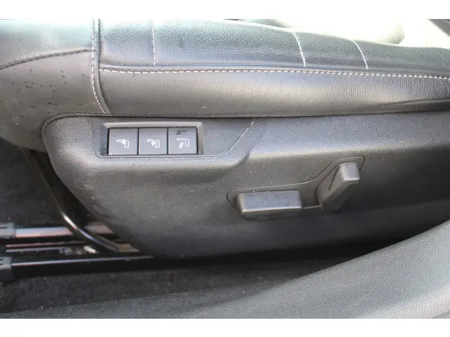 Citroën ë-C4 Shine 50 kWh//Navi//Leder//Camera!! 2021 Elektrisch 7