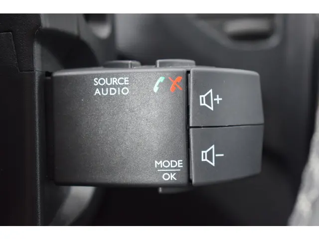 Renault Captur 0.9 TCE Xmod 2016 Benzine 32