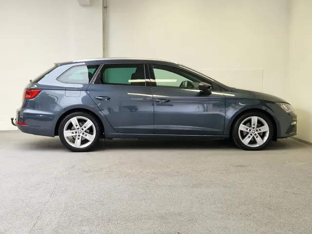 SEAT Leon Sportstourer ST 1.5 TSI FR Intense 2019 Benzine 9