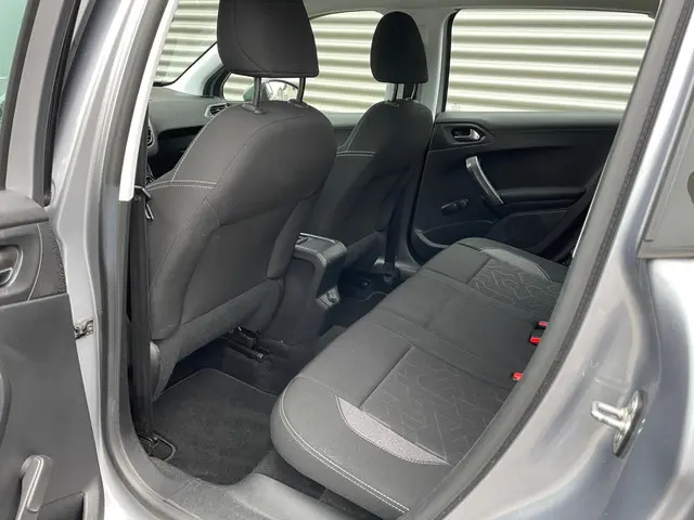 Peugeot 2008 1.2 PureTech Active|NL auto| 2017 Benzine 14