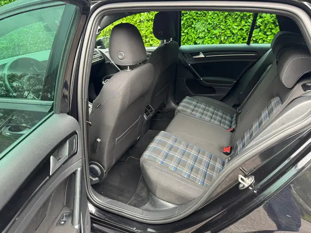 Volkswagen Golf 1.4 TSI GTE 2016 Hybride Benzine 6