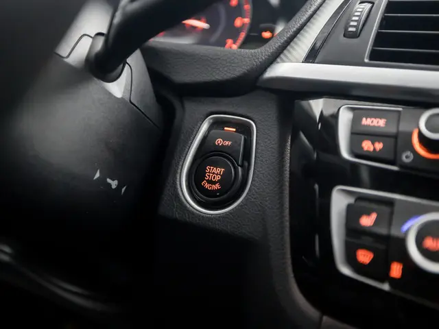 BMW 3 Serie 320i M Sport 2018 Benzine 21