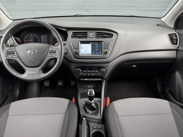 Hyundai i20 1.0 T-GDI PREMIUM 2020 Benzine 7