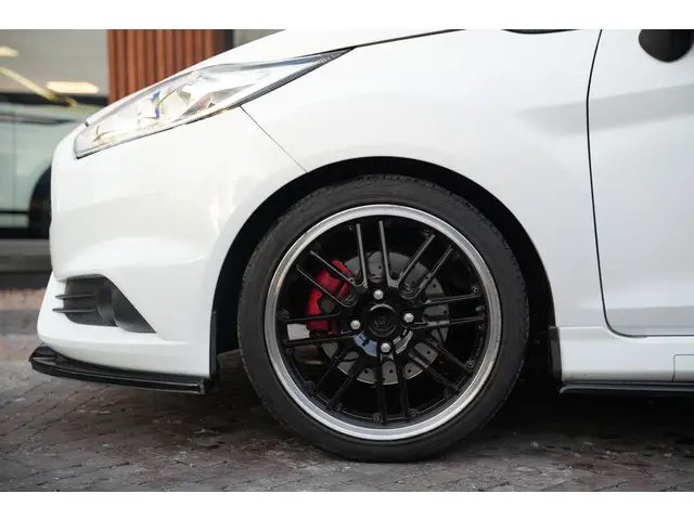 Ford Fiesta 1.6 ST2 2014 Benzine 12