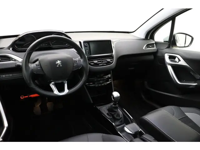 Peugeot 2008 1.2 PureTech Allure 2019 Benzine 7