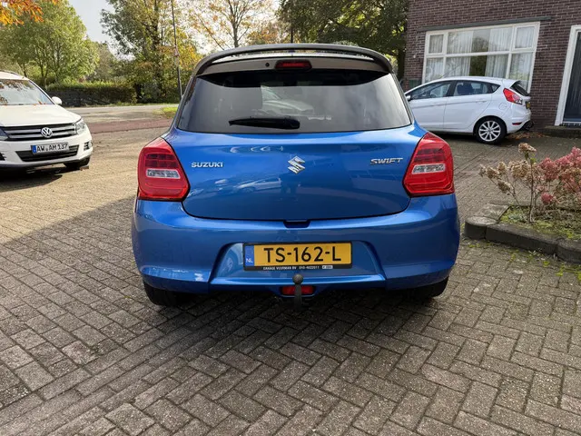 Suzuki Swift 1.0 Stijl 2018 Benzine 6