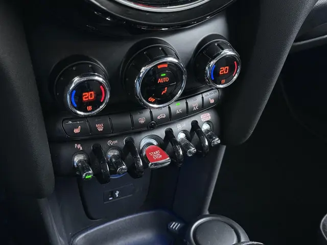 MINI Cooper Mini 1.5 Pepper 2019 Benzine 34