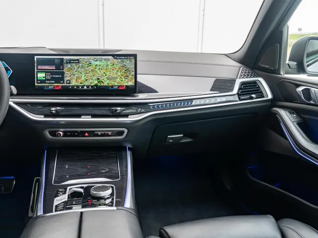 BMW X5 xDrive50e 2023 Hybride Benzine 9