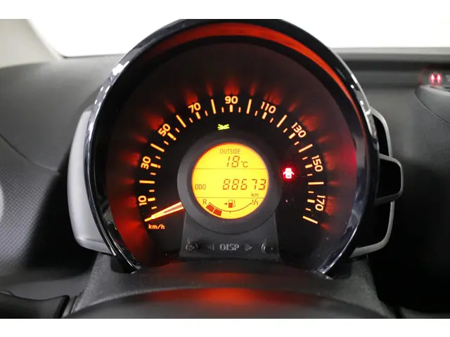 Toyota Aygo 1.0 VVT-i x-fun 2017 Benzine 16