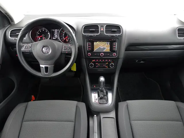 Volkswagen Golf 1.4 TSI Highline Automaat- 2012 Benzine 7