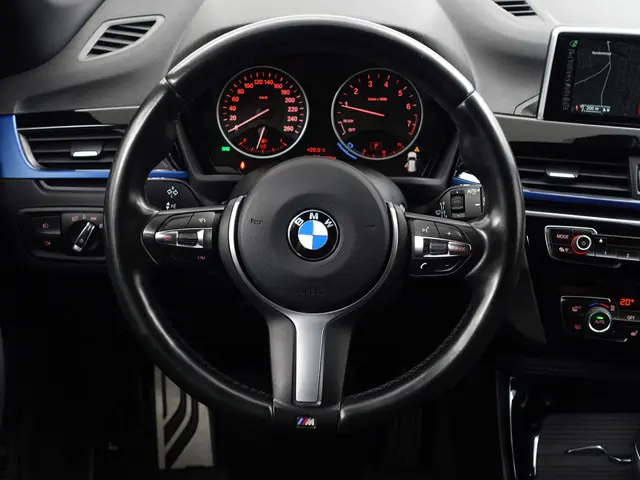 BMW X1 sDrive18i M Sport Aut- 2016 Benzine 17