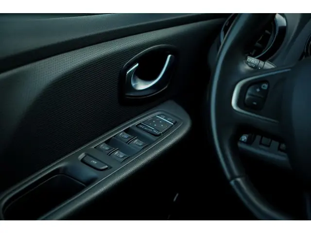 Renault Clio 0.9 TCe Intens 2019 Benzine 35