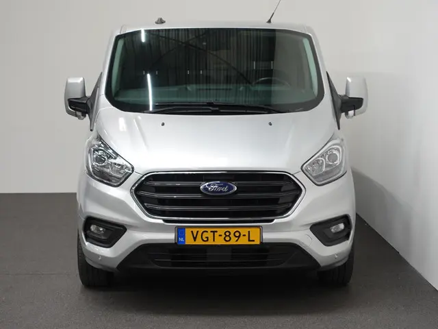 Ford Transit Custom 131pk L2H1 Trend 2020 Diesel 9