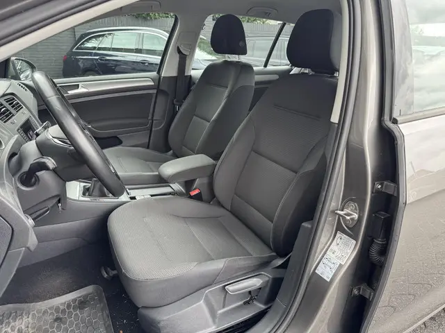 Volkswagen Golf 1.2 TSI Connected Series 2016 Benzine 11