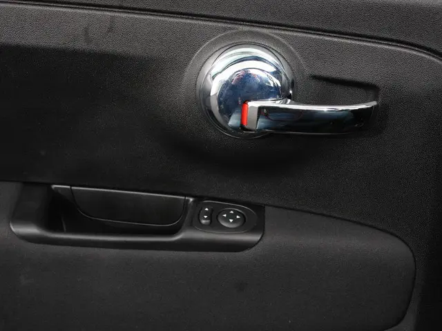 Fiat 500C 1.0 Hybrid Bellavita 2024 Benzine 11