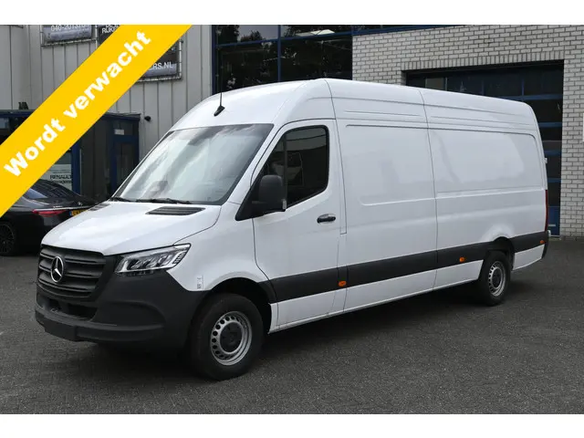 Mercedes-Benz Sprinter 317 CDI L3H2 Pro 2024 Diesel