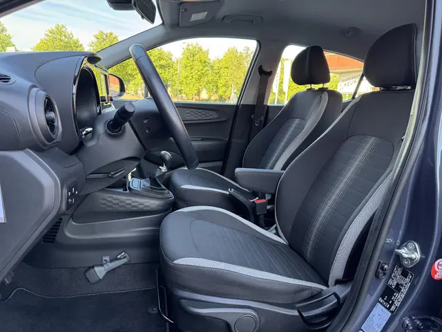 Hyundai i10 1.0 Comfort 2022 Benzine 9
