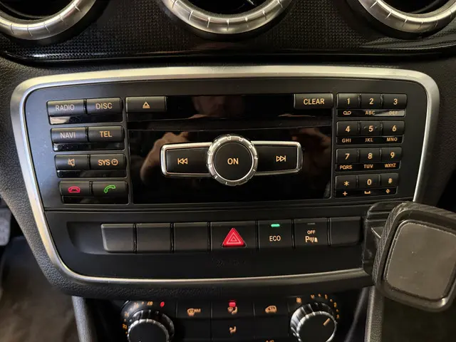 Mercedes-Benz CLA 180 Ambition 2013 Benzine 14