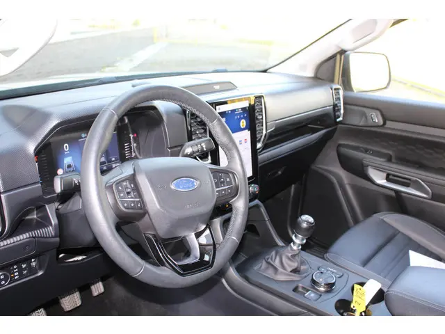 Ford Ranger 2.0 EcoBlue Limited 4WD 2023 Diesel 7