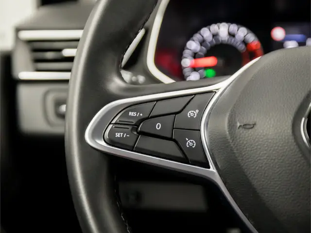 Renault Clio 1.0 TCe Sport 2019 Benzine 18