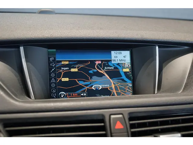 BMW X1 sDrive18i 2015 Benzine 14