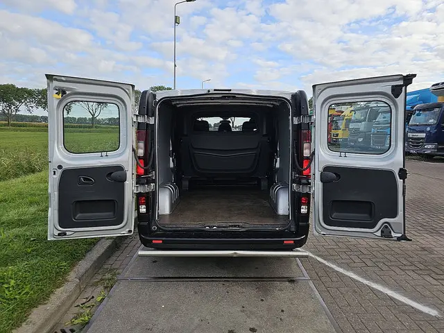 Renault Trafic 2.0 DCI 2020 Diesel 12