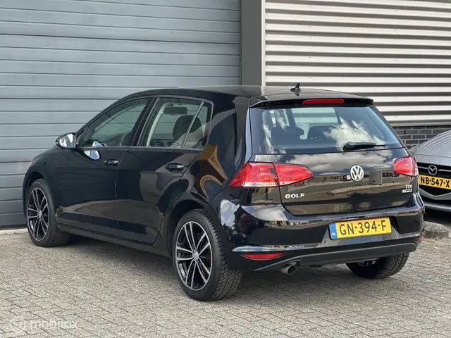 Volkswagen Golf 1.6 TDI Highline | Airco | 2015 Diesel 18