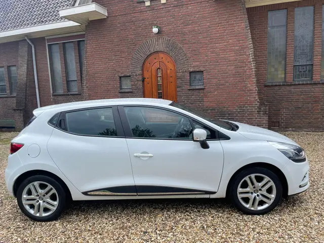 Renault Clio 0.9 TCe Zen 2017 Benzine 6