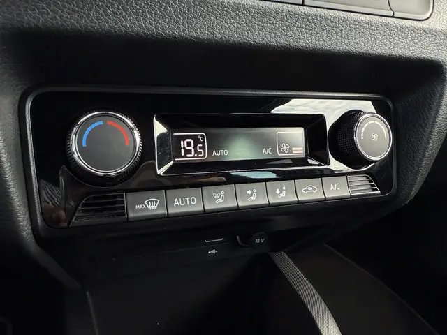 Škoda Fabia Combi 1.0 TSI Sport Business 2020 Benzine 26