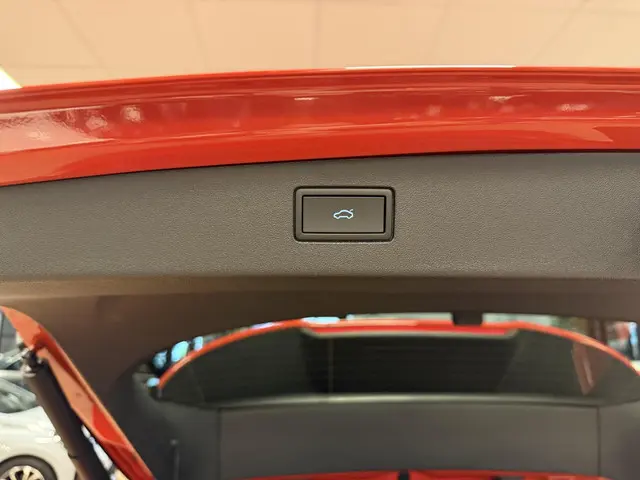 Volkswagen Tiguan 1.5 eTSI R-Line Edition 2024 Benzine 22