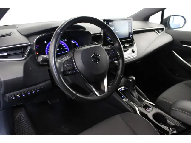Suzuki Swace 1.8 Hybrid Style 2021 Hybride Benzine 10
