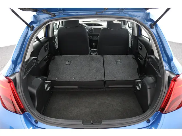 Toyota Yaris 1.5 Hybrid Lease 2015 Hybride Benzine 25