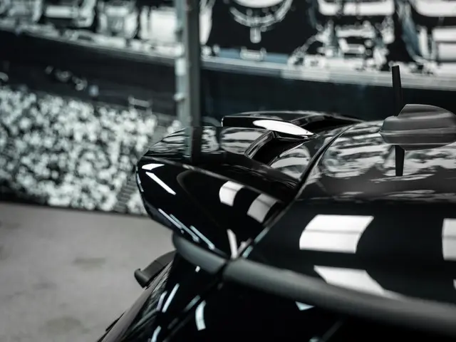 MINI 3-Deurs Cooper C John Cooper Works M 2024 Benzine 16