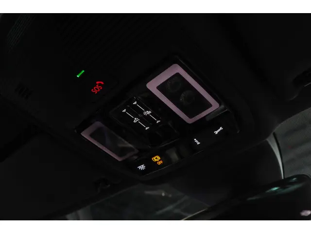 CUPRA Formentor 2.0 TSI 4DRIVE 2023 Benzine 37