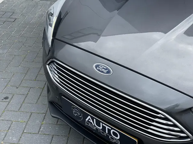 Ford Focus Wagon 1.5 Titanium Edition 2015 Benzine 5