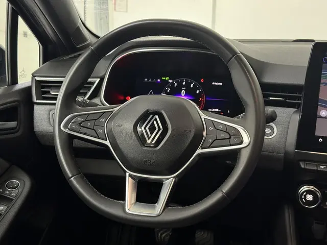 Renault Clio 1.0 TCe 90 GPF techno 2023 Benzine 39