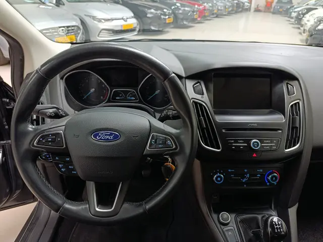 Ford Focus 1.0 Trend 2017 Benzine 12