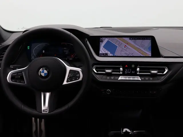 BMW 2 Serie Gran Coupé 218i 2022 Benzine 30