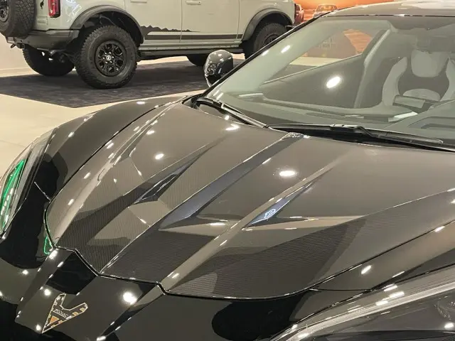 Chevrolet Corvette 3