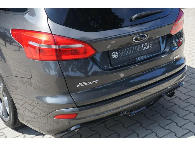Ford Focus Wagon 1.5 ST-Line 2017 Benzine 28