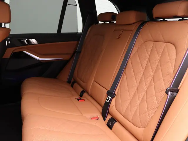 BMW X5 xDrive50e 2025 Hybride Benzine 8