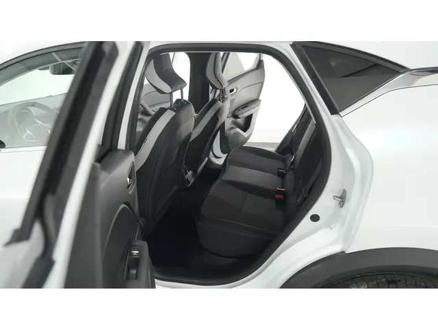 Renault Captur TCe 90 Techno 2024 Benzine 28
