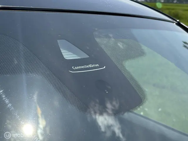 BMW X1 sDrive18i High Executive | Garantie | 2018 Benzine 23