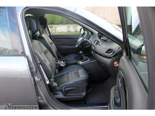 Renault Scénic 1.2 TCe Bose 2015 Benzine 9