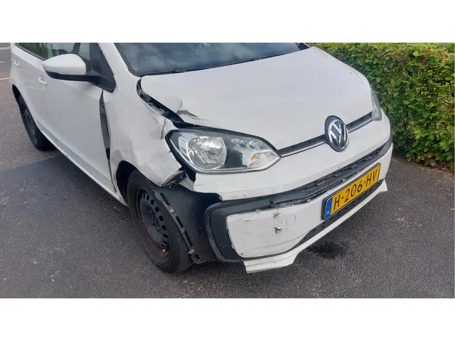 Volkswagen up! 1.0 BMT move up! 2020 Benzine 19