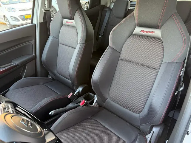 Suzuki Swift 1.4 Sport Smart Hybrid 2022 Hybride Benzine 9