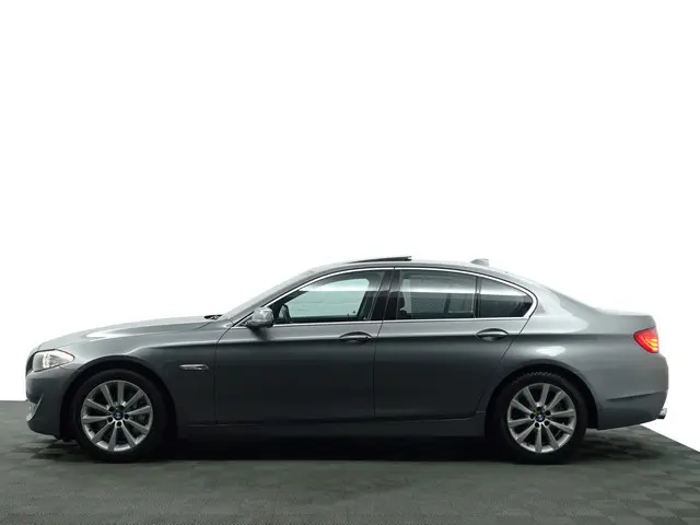 BMW 5 Serie 528i High Executive+ Aut- 2012 Benzine 39